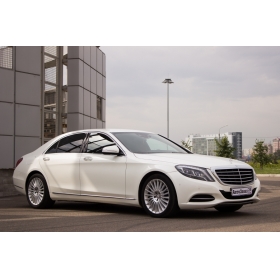 Mercedes-Benz W222 S400