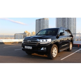Toyota Land Cruiser 200