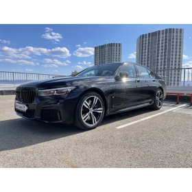 BMW 740
